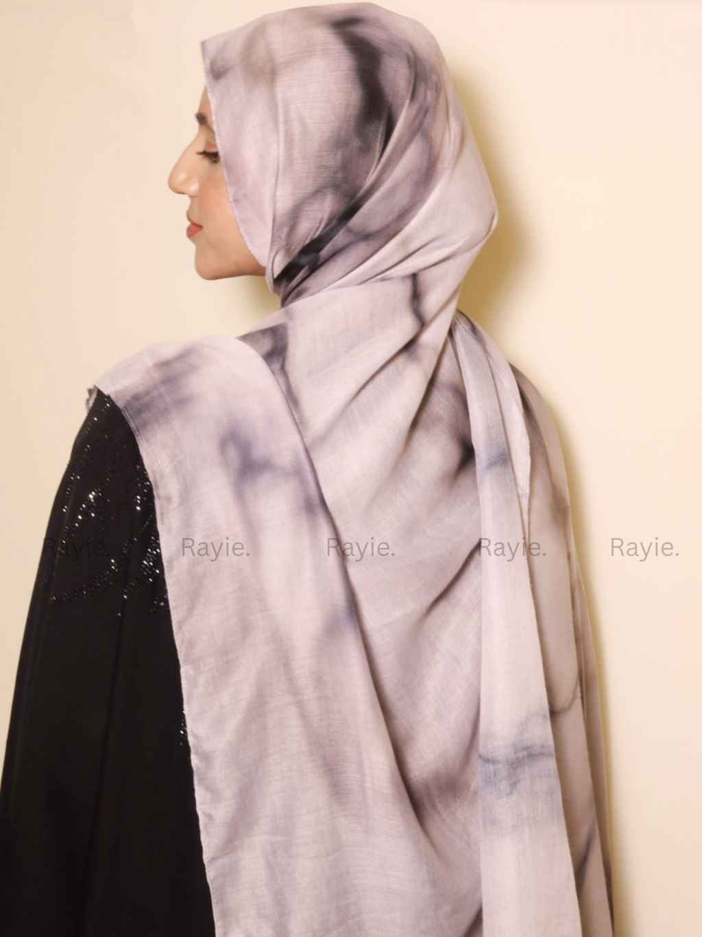 Black & White Cloud Marble Hijab