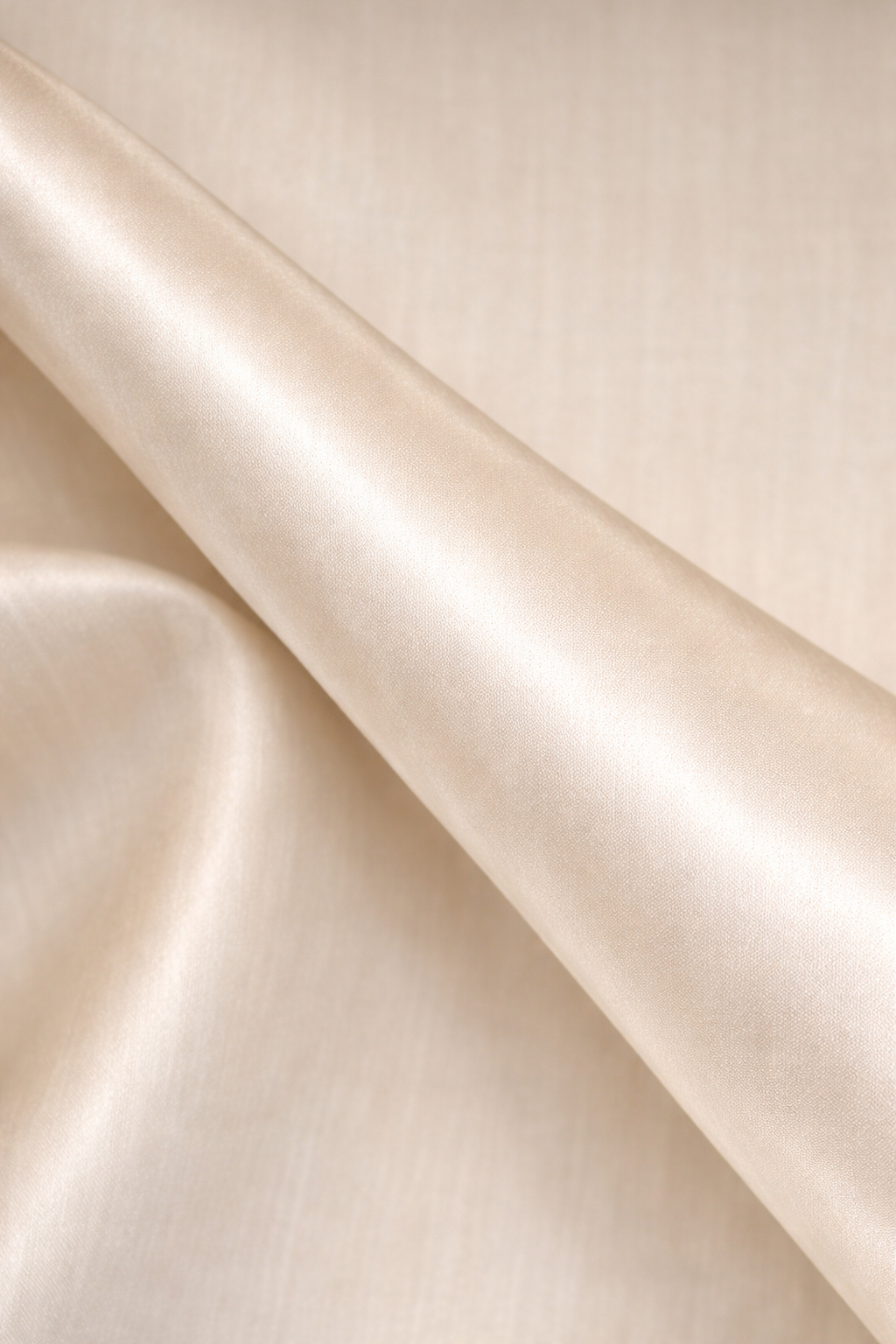 Muna Satin valvet finish