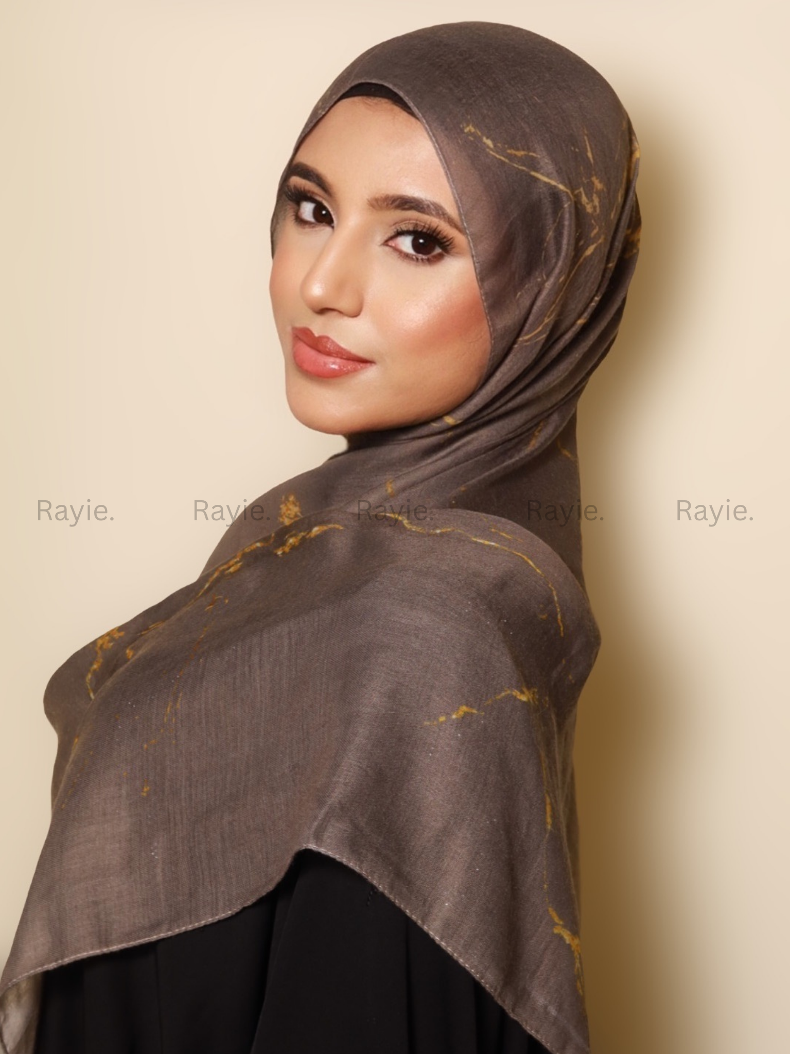 Midnight Gold Current – Premium Modal Hijab